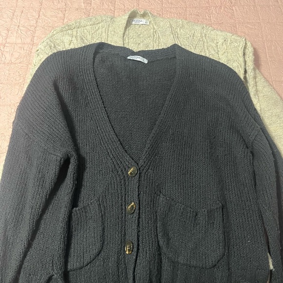 Set of 2 - Oversized ARIZONA Cardigans - Beige and Dark gray. Size S - Picture 1 of 13
